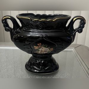 Black Home Decoration with Flower Design